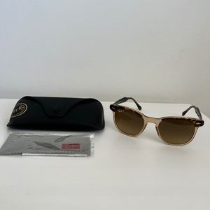 BRAND NEW Ray-Ban Hawkeye Sunglasses (Polarized)